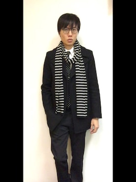「SAINT LAURENT PARIS（サンローランパリ）のアイテム（ピーコート）」を使った、LKさん（メンズ・178cm）の冬コーディネート