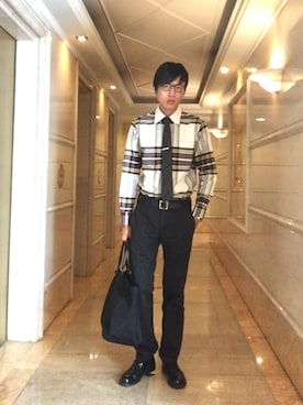 「アイテム（ネクタイ、グリーン系）」を使った、LKさん（メンズ・178cm）の秋コーディネート