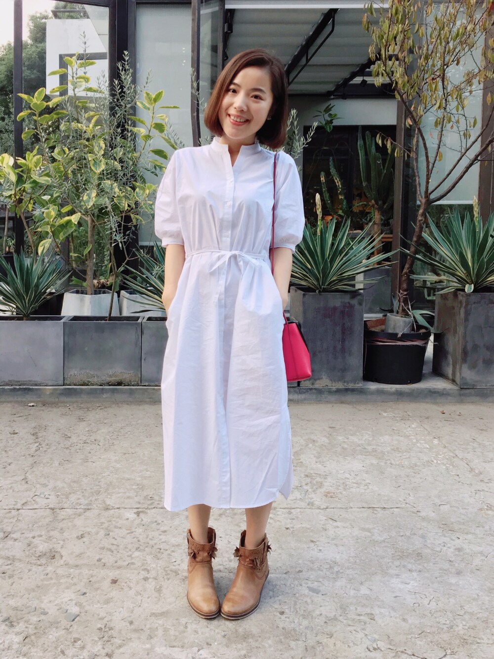 「date style♡、holiday、casual、outfit、coffee time」｜「under brownのアイテム（シャツワンピース、ホワイト系）」を使った、自然卷tutuさん（レディース・160cm）の秋コーディネートの1枚目の写真