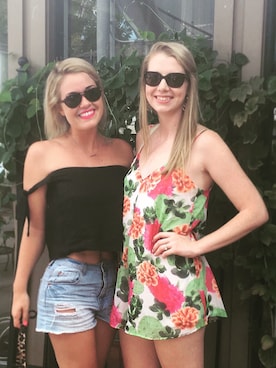 「The Reformation（ザ リフォメーション）のアイテム（トップス）」を使った、WHATIWORETOWORKさん（レディース・165cm）の夏コーディネート