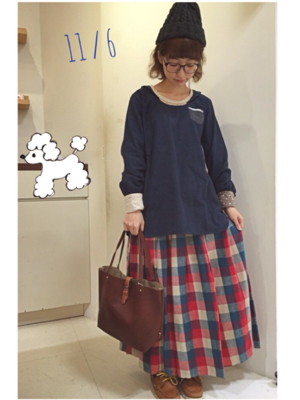 「ブロックチェック、チェックスカート、ニット帽、シャンブレー、LIME.inc、NATURAL LIME、サンファン、sanjuan」｜「LIME.INCのシャンブレー８分袖ブラウス（シャツ/ブラウス、ブルー系）」を使った、にしぼりさん（レディース・153cm）の秋コーディネートの1枚目の写真