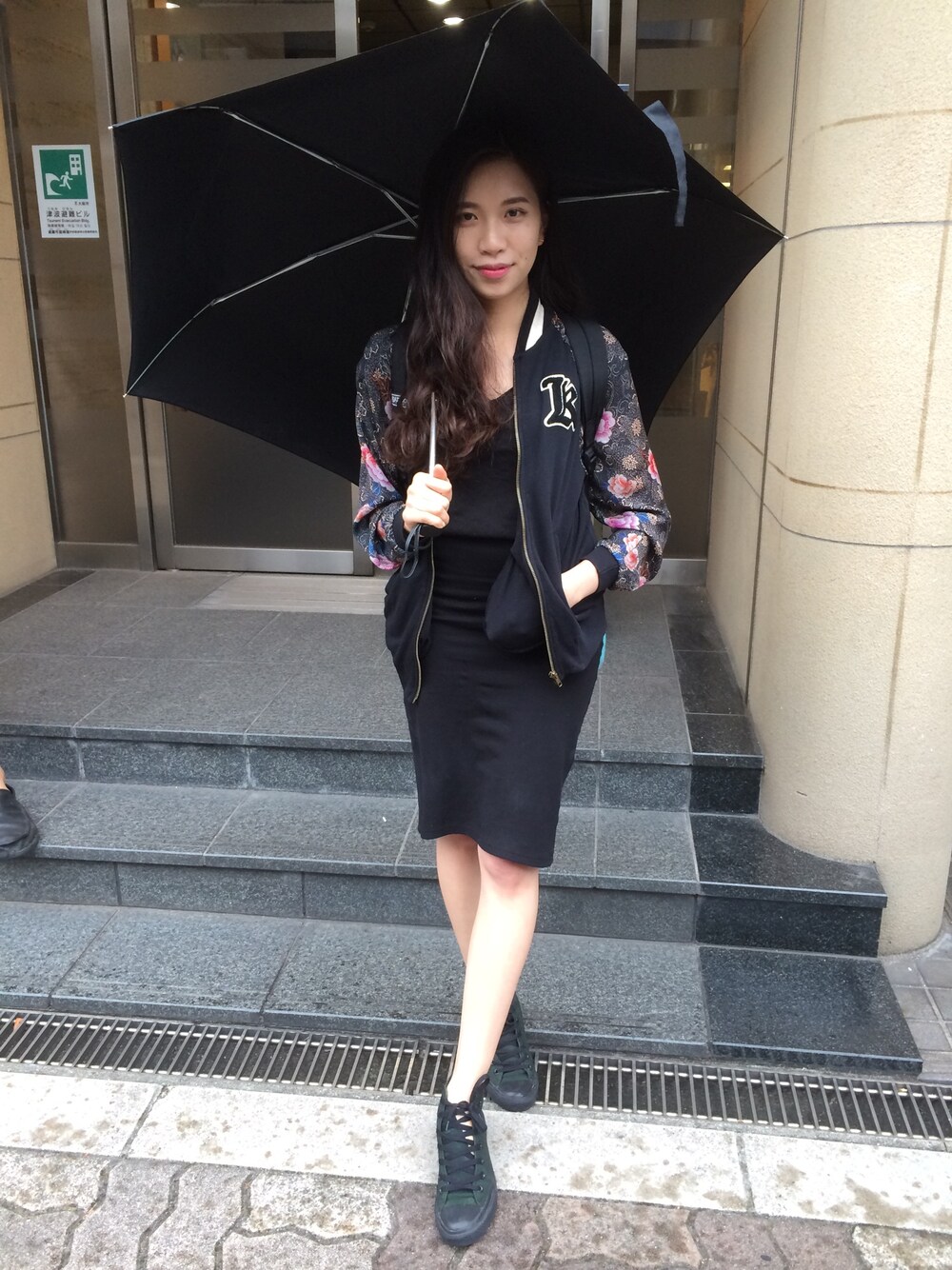 「American Apparel、converse、mussy、Pull&Bear」｜「American apparel（スカート、ブラック系）」を使った、Aurelia Tsaiさん（レディース・161cm）の夏コーディネートの1枚目の写真