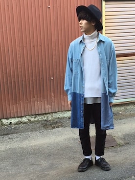 「ツバ広ハット」｜「アイテム（ステンカラーコート）」を使った、YOSHIKIさん（メンズ・178cm）の冬コーディネート