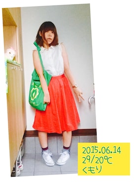 「ビジュー付き襟」｜きゅきゅさん（レディース・164cm）の夏コーディネート