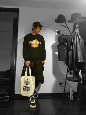 「soe（ソーイ）のアイテム（バッグ）」を使った、 Hoshitoさん（メンズ・166cm）の春コーディネート