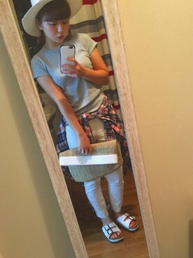 SHIORI☺︎さんのコーディネート