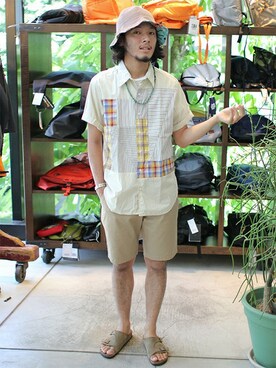 「BEAMS（ビームス）のアイテム（シャツ/ブラウス）」を使った、HAPPY西村さん（メンズ・180cm）の夏コーディネート