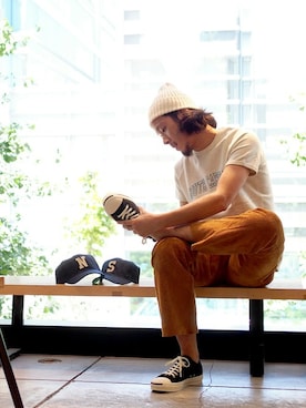 「BEAMS PLUS（ビームスプラス）のアイテム（帽子）」を使った、HAPPY西村さん（メンズ・180cm）の夏コーディネート