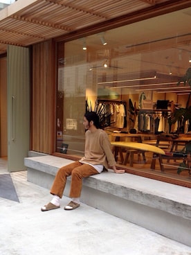 「VINTAGE（ヴィンテージ）のアイテム（その他パンツ）」を使った、HAPPY西村さん（メンズ・180cm）の冬コーディネート