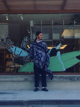 「アイテム（マフラー）」を使った、HAPPY西村さん（メンズ・180cm）の夏コーディネート