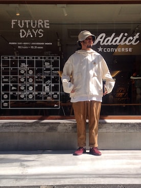 「アイテム（ミリタリージャケット、ホワイト系）」を使った、HAPPY西村さん（メンズ・180cm）の秋コーディネート