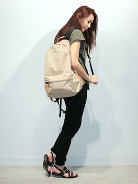 「リブニットパンツ」｜KAORI TACHIさん（レディース・160cm）の夏コーディネート