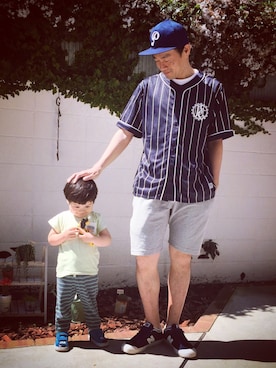 「PUSH CONNECTION（プッシュコネクション）のアイテム」を使った、岡田晋さん（メンズ・170cm）の春コーディネート