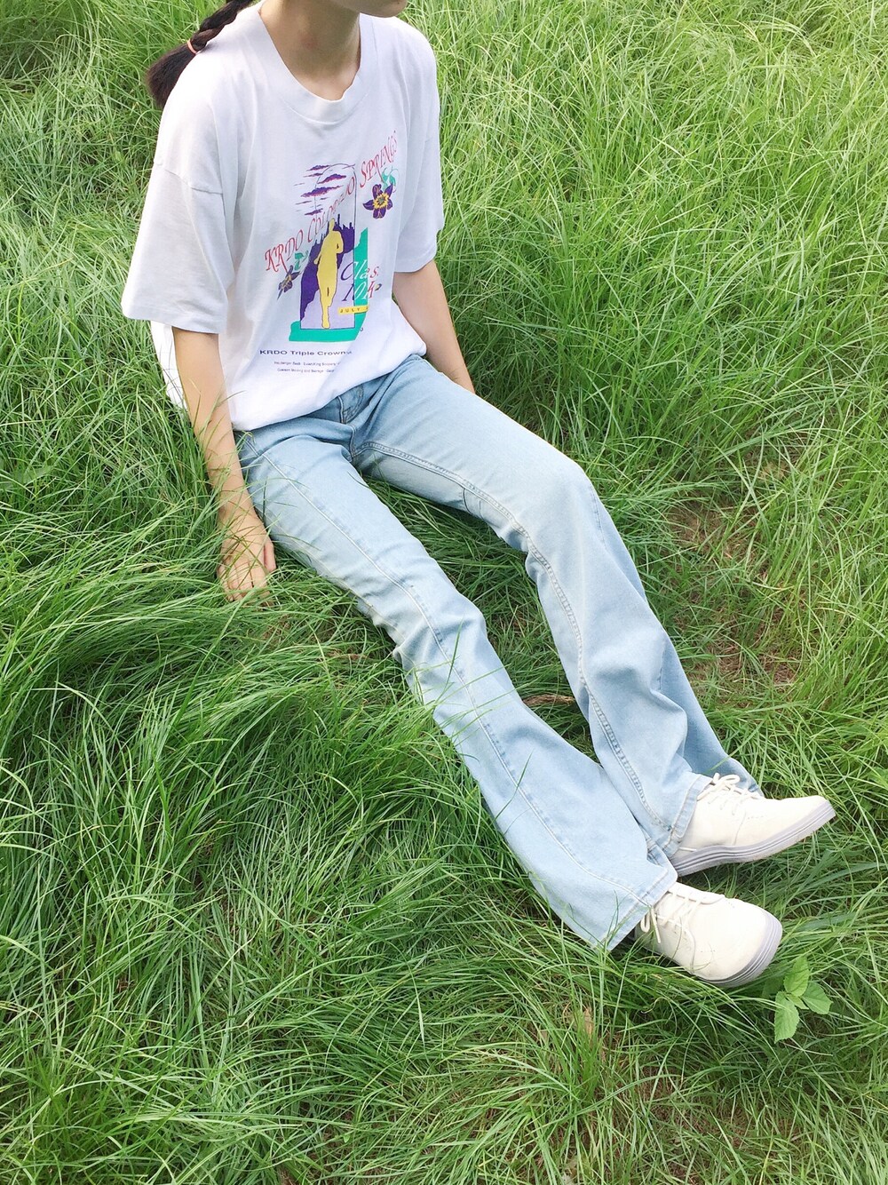 「BDGのアイテム（デニムパンツ、その他）」を使った、Unlversoさん（レディース・170cm）の夏コーディネートの1枚目の写真