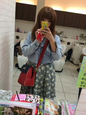 「w closet（ダブルクローゼット）のギンガムチェック×デイジー柄前開きスカート（スカート、ホワイト系）」を使った、みかんさん（レディース・161cm）の春コーディネート