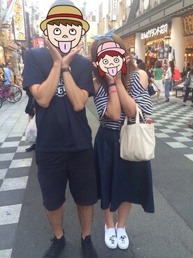 「E hyphen world gallery（イーハイフンワールドギャラリー）の箔ﾌﾟﾘﾝﾄﾎﾞｰﾀﾞｰ半袖Tｼｬﾂ（Tシャツ/カットソー、ホワイト系）」を使った、みかんさん（レディース・161cm）の春コーディネート