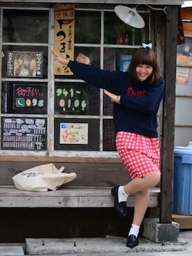 「ひざ丈スカート」｜「アイテム（スウェット）」を使った、あらかわみか（みかんぬ）さん（レディース・159cm）の春コーディネート