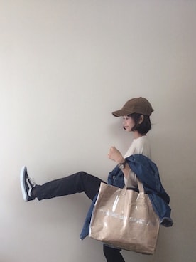 「ペーパーバッグ」｜「アイテム（キャップ）」を使った、🅨Ⓤ🅒🅞さん（レディース・157cm）の秋コーディネート