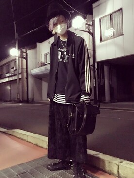 「アイテム（ジャージ）」を使った、カ マ ノさん（メンズ・180cm・10代）の秋コーディネート