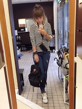 「NBA（エヌビーエー）のアイテム（バッグ）」を使った、洪佳さん（レディース・163cm）の夏コーディネート