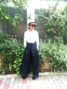 「ロイヤルフラッシュ」｜「アイテム（アクセサリー）」を使った、yurina katsuraさん（レディース・165cm）の春コーディネート