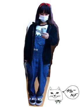 「MXMXM」｜「アイテム（サロペット/オーバーオール）」を使った、くみこさん（レディース・150cm）の冬コーディネート