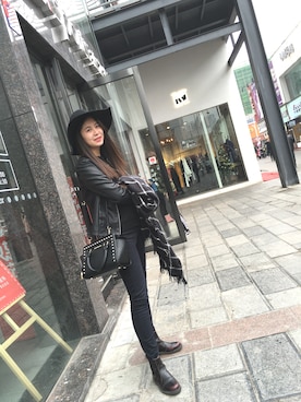 「PULL&BEAR（プルアンドベア）のアイテム（ライダースジャケット）」を使った、CHEN陈晓雨さん（レディース・172cm）の冬コーディネート