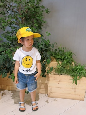 「green label relaxing（グリーンレーベルリラクシング）の【KIDS】ドビー ダメージ ショートパンツ（その他パンツ、ブルー系）」を使った、cocoさん（キッズ・130cm）の夏コーディネート