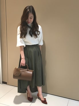 「アイテム（チャーム）」を使った、rino.iさん（レディース・161cm）の秋コーディネート