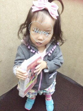「fafa（フェフェ）のアイテム（パンツ）」を使った、くりぃみーさん（キッズ・80cm）の秋コーディネート
