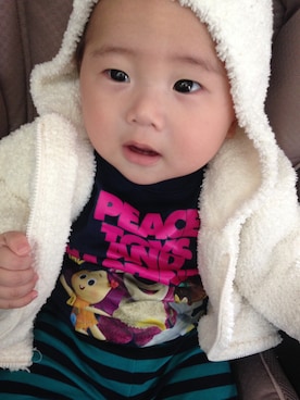 「X-girl first stage（エックスガールファーストステージ）のアイテム（Tシャツ/カットソー、ブルー系）」を使った、toraさん（レディース）の春コーディネート