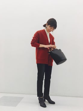 「red」｜「アイテム（ブーティ）」を使った、Kaho Tanakaさん（レディース・158cm）の秋コーディネート