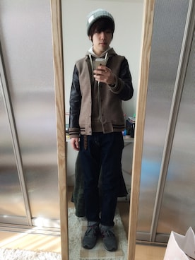 「ICHI-MIRI（イチミリ）のstadium jumper▲（スタジャン、ベージュ系）」を使った、富田修平 - Shuhei Tomitaさん（メンズ・177cm）の冬コーディネート