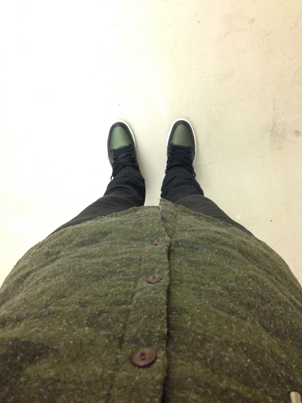 「Jordan、NIKE、street、streetfashion、ootd、wdywt、camo、River Island、NAKED&FAMOUS」｜「RIVER ISLANDのアイテム（スタジャン、その他）」を使った、snoopyDMNDSさん（メンズ・185cm）の秋コーディネートの1枚目の写真