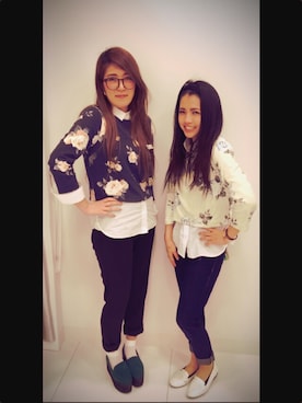 「スウェット×シャツ」｜AIさん（レディース・159cm）の春コーディネート