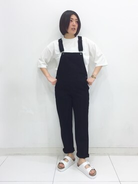 「プラットフォーム」｜「アイテム（オールインワン・サロペット）」を使った、AIさん（レディース・159cm）の春コーディネート