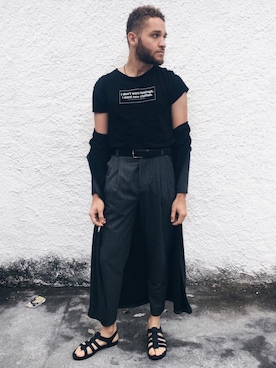 「ZARA（ザラ）のアイテム（カバーオール）」を使った、Wellington Hugoさん（メンズ・175cm）の夏コーディネート