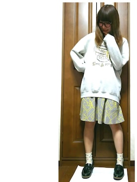 「アイテム（ローファー、グリーン系）」を使った、ほのぴーさん（レディース・163cm）の冬コーディネート