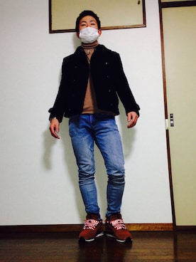 「Pコート」｜「アイテム（腕時計）」を使った、SIMCさん（メンズ・163cm）の冬コーディネート