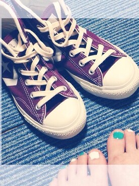 「CONVERSE（コンバース）のコンバース
（スニーカー、レッド系）」を使った、タツキさん（レディース・161cm）の夏コーディネート
