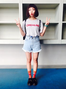 「UNIQLO Tシャツ」｜「アイテム（腕時計）」を使った、Jessie さん（レディース・156cm）の夏コーディネート
