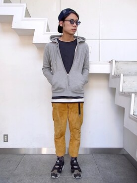「TAKAHIROMIYASHITATheSoloIst.（タカヒロミヤシタザソロイスト）のアイテム（パーカー）」を使った、archivist.UJITAさん（メンズ・181cm）の春コーディネート