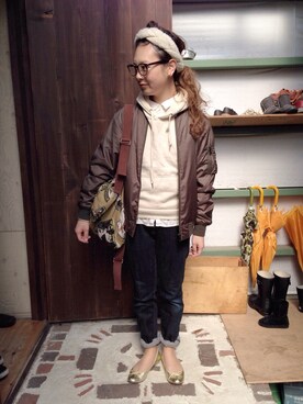 「スウェット×シャツ」｜よちさん（レディース・157cm・20代）の冬コーディネート