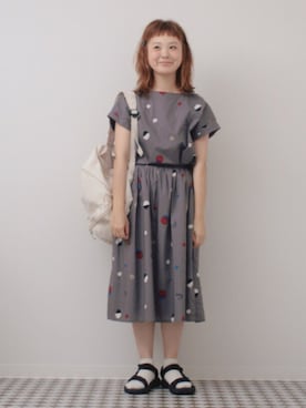 「chambre de charme（シャンブルドゥシャーム）のアイテム（スカート）」を使った、よちさん（レディース・157cm）の夏コーディネート