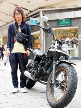 「CABANE de ZUCCa（カバンドズッカ）のアイテム（ナイロンジャケット）」を使った、望月優さん（メンズ・172cm）の秋コーディネート