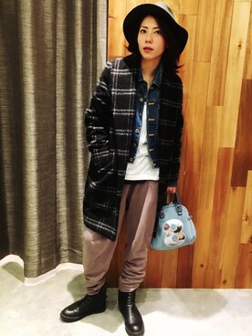 「ROYAL FLASH（ロイヤルフラッシュ）のアイテム（チェスターコート）」を使った、Shih-huiさん（レディース・158cm）の秋コーディネート