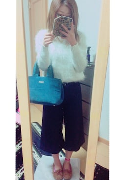「FOREVER 21（フォーエバー トゥエンティーワン）のFOREVER 21 Contemporary Feather-Knit Striped Sweater（ニット/セーター、ホワイト系）」を使った、chachaさん（レディース・154cm）の冬コーディネート