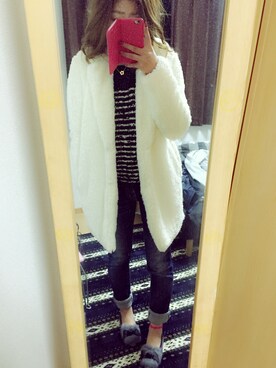 「Marc by Marc Jacobs（マークバイマークジェイコブス）のLOGO DAISY PENDANT（ネックレス、ゴールド系）」を使った、chachaさん（レディース・154cm）の冬コーディネート