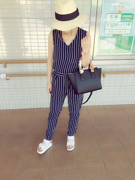 「GU（ジーユー）のアイテム（つなぎ/オールインワン）」を使った、chachaさん（レディース・154cm）の春コーディネート