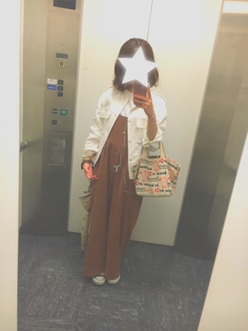 「アイテム（サロペット/オーバーオール、イエロー系）」を使った、REIさん（レディース・150cm）の春コーディネート